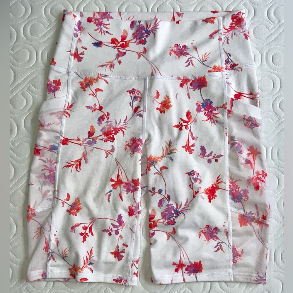 floral Fabletics powerhold bike shorts with mesh pockets